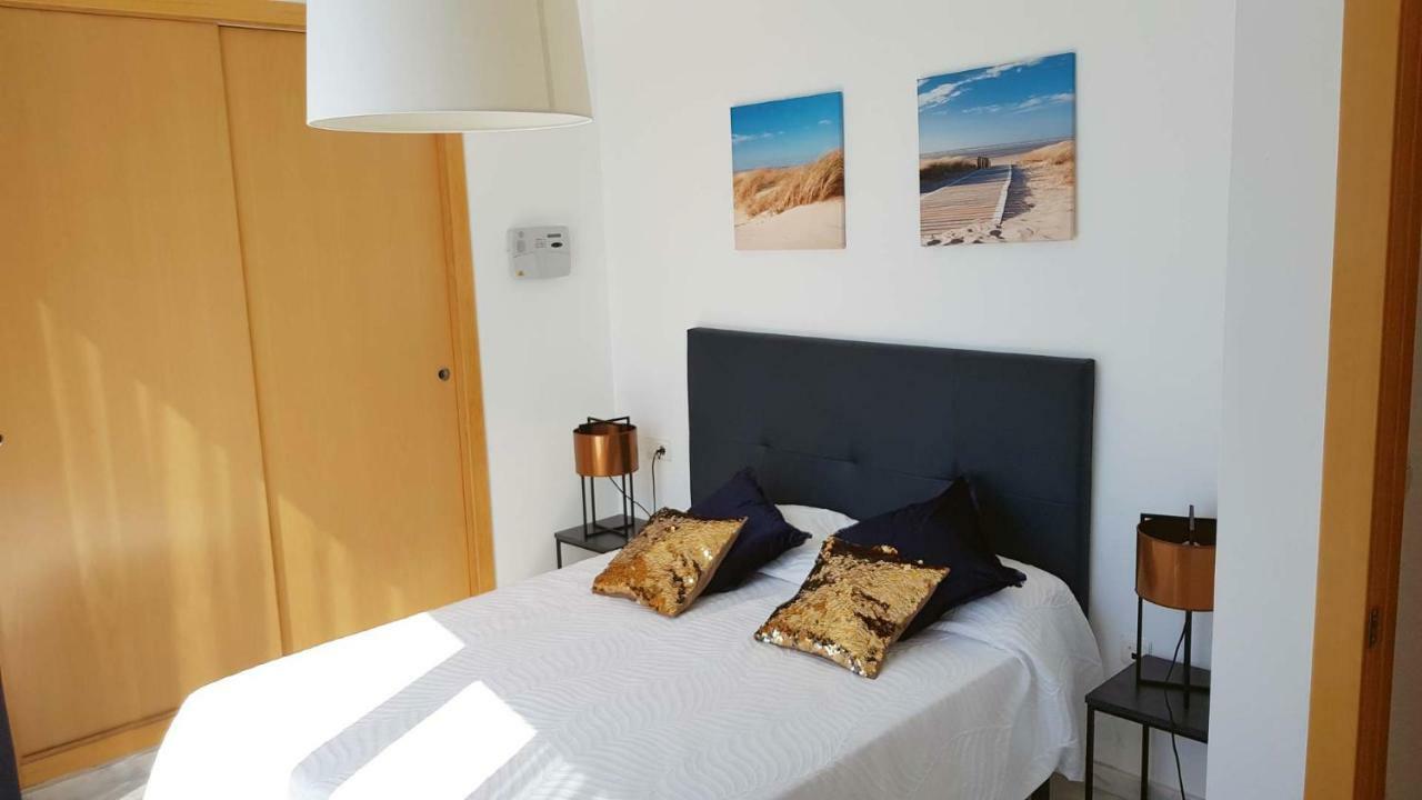 Appartamento Deluxe Penthouse On The 42Nd Floor With Amazing Sea Views Benidorm Esterno foto