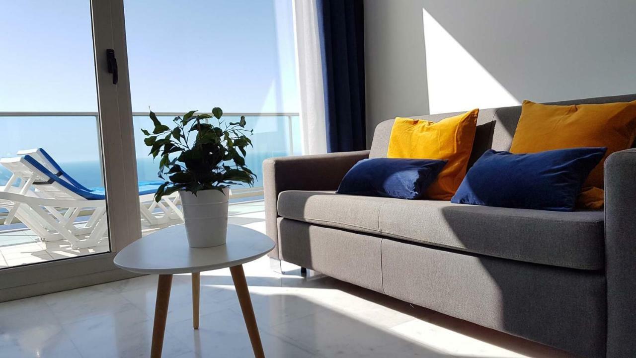 Appartamento Deluxe Penthouse On The 42Nd Floor With Amazing Sea Views Benidorm Esterno foto