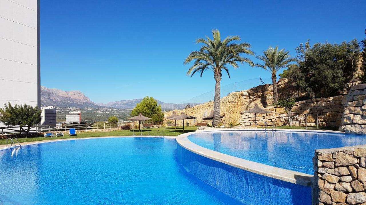 Appartamento Deluxe Penthouse On The 42Nd Floor With Amazing Sea Views Benidorm Esterno foto